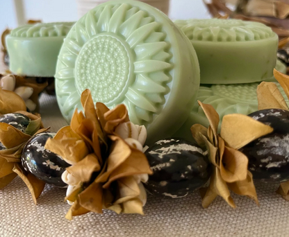 Natural Loofah Aloe Vera Milk Soap